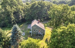 424 Molyneaux Road, Camden, ME 04843