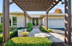 23826 S Schoolhouse Road, Manhattan, IL 60442