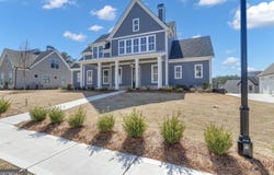 185 Grafton Hill, Senoia, GA 30276
