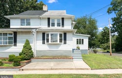 219 MONUMENT AVENUE, NATIONAL PARK, NJ 08063