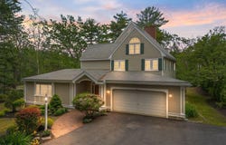 21 Glenhaven Circle W, Saco, ME 04072
