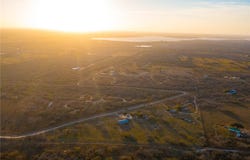 22364 Private Road 1080, Mathis, TX 78368