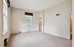 313-315 4th Ave. S.W., Independence, IA 50644