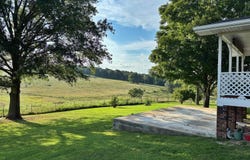 2504 Joe Holt Road, Everton, AR 72633