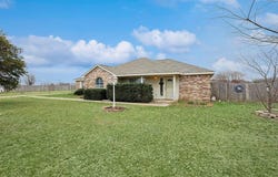 176 Lexington Court, Haslet, TX 76052