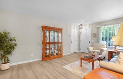 32 Stagecoach Court, St Peters, MO 63376
