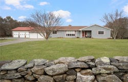 141 Peckham Road, Little Compton, RI 02837