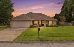 253 Lost Orchard Dr, Purvis, MS 39475