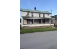 217 Pleasant Street, Mannington, WV 26582