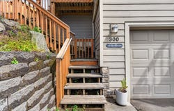 300 SE OAK VIEW Ln, Estacada, OR 97023