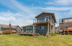 35120 Rueppell Avenue, Pacific City, OR 97135