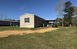 1404 SW Gene Road, Bogue Chitto, MS 39629