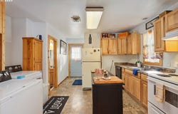 127 S MIKE RD, Tygh Valley, OR 97063