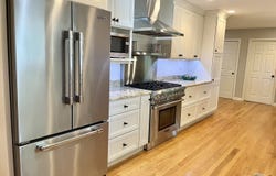 441 Highland Avenue, Crystal Lake, IL 60014