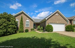 3418 Stony Farm Dr, Louisville, KY 40299