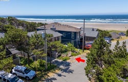 44 NORTH AVE, Manzanita, OR 97130