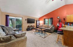 755 S OAKWOOD Road, OSHKOSH, WI 54904