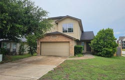 339 Liberty ST, Hutto, TX 78634