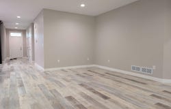 532 River Bend CT, Mason City, IA 50401