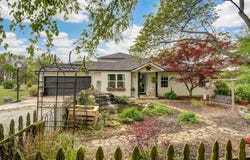2942 Mount Carmel Road, Clever, MO 65631