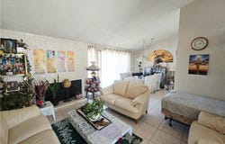 8450 Limerick Avenue, Winnetka, CA 91306
