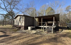 114 Huff Lane, Roxie, MS 39661
