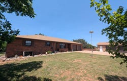 2261 NE Well Rd, Medicine Lodge, KS 67104