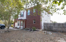 127 Meadow Way, Cedar Creek, TX 78612
