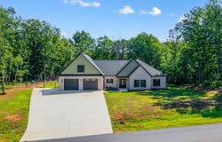 336 Somerset Drive, Appomattox, VA 24522