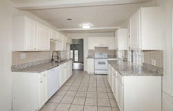 2038 S LIPSCOMB Street, Amarillo, TX 79109-2268