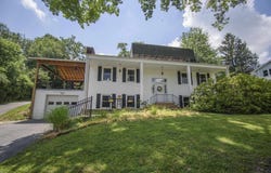 423 Ridgeview Drive, Blacksburg, VA 24060