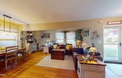205 Avenue M, Matamoras, PA 18336