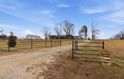 2190 St Highway 181, Dora, MO 65637