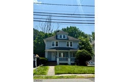 96 Montclair Ave, Little Falls Twp., NJ 07424-1320