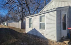 105 N Douglas Street, Mount Ayr, IA 50854