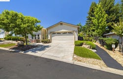12700 Red Maple Cir, Sonora, CA 95370