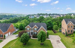 211 Evandale Road, Cecil, PA 15317