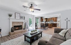 165 6th Street, Auburn, GA 30011
