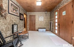 1420 W CHRISTINE Avenue, Peoria, IL 61614