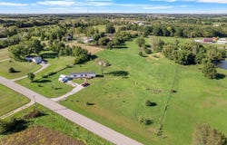 9699 NW Old Highway 36, Cameron, MO 64429