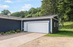 3387 E Snow Road, Berrien Springs, MI 49103