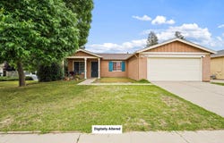 2113 Gleneagle St, Atwater, CA 95301