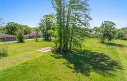 415 W School Street, Lake Charles, LA 70605