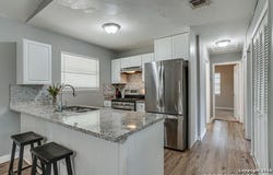 5011 Village Lawn, San Antonio, TX 78218