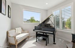 1266 Country Ridge Drive, South Jordan, UT 84095