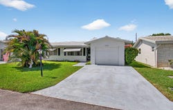 2080 SW 14th Avenue, Boynton Beach, FL 33426