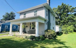 715 S MCKINLEY Street, Harrisburg, IL 62946