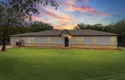 396 Wild Hill Oak Drive, Springtown, TX 76082