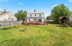 39 Pettaconsett Avenue, Warwick, RI 02888