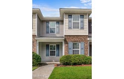402 Falls Cove, Jacksonville, NC 28546
